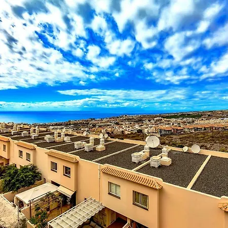 Lägenhet Two Bedroom Above Las Americas