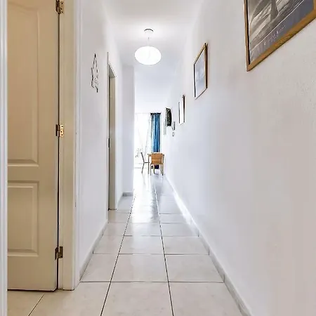 Two Bedroom Above Las Americas Lägenhet Costa Adeje (Tenerife)